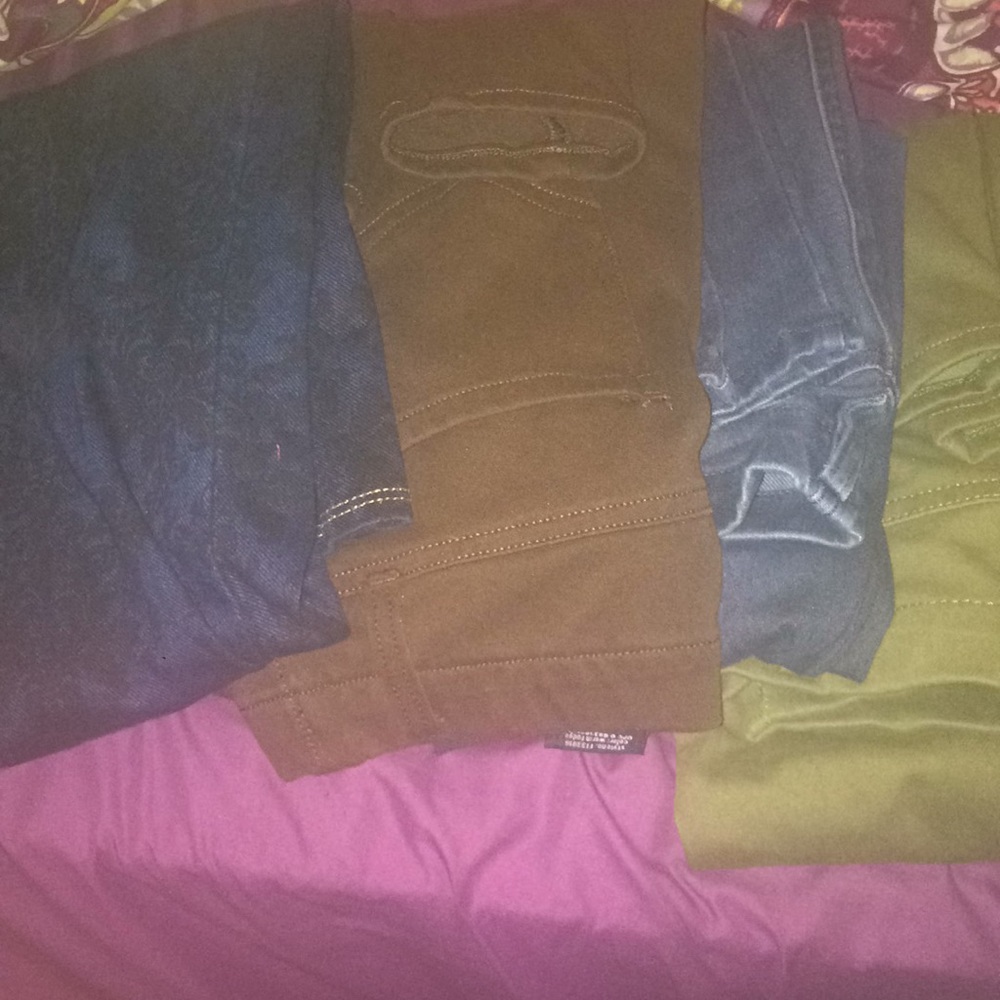 4 PAIRS OF JEGGINGS